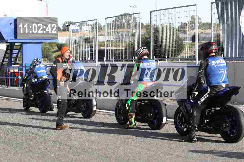 /Archiv-2024/01 26.-28.01.2024 Moto Center Thun Jerez/Boxenimpressionen/26.01.2024